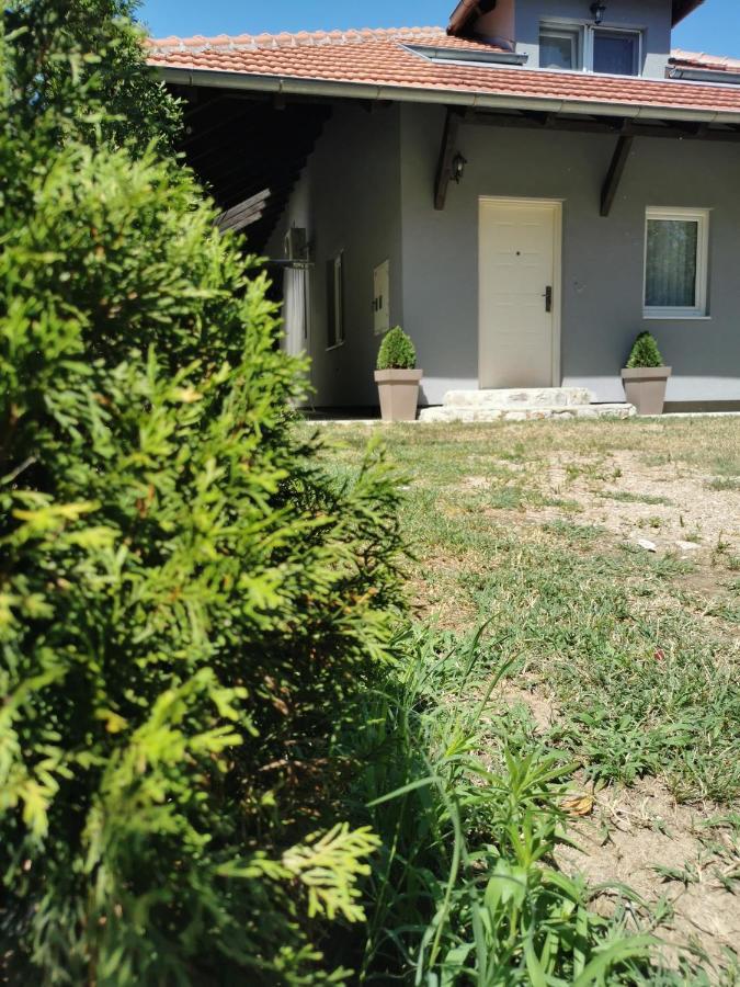 Kuca Za Odmor-Zelena Oaza Hotel Golubac Eksteriør billede